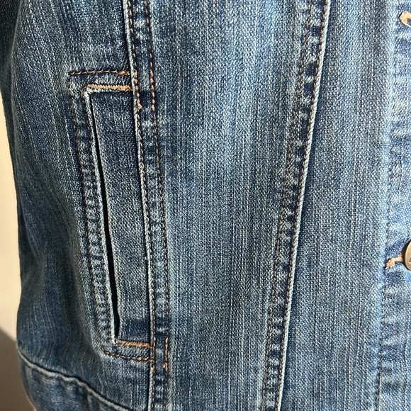 LOFT DENIM VEST NWOT - Picture 3 of 8